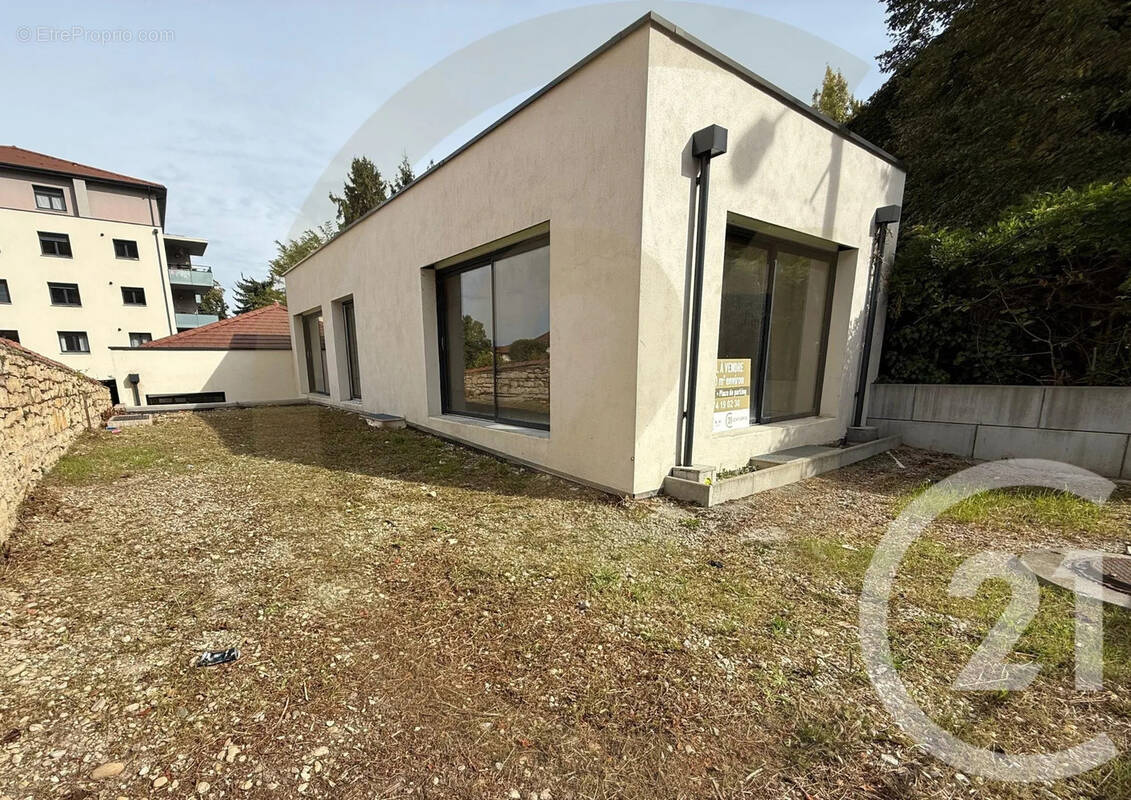 Maison à BOURGOIN-JALLIEU