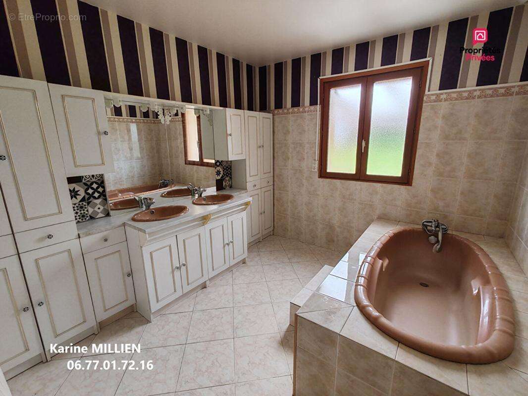 Maison à MARCILLY-LA-CAMPAGNE