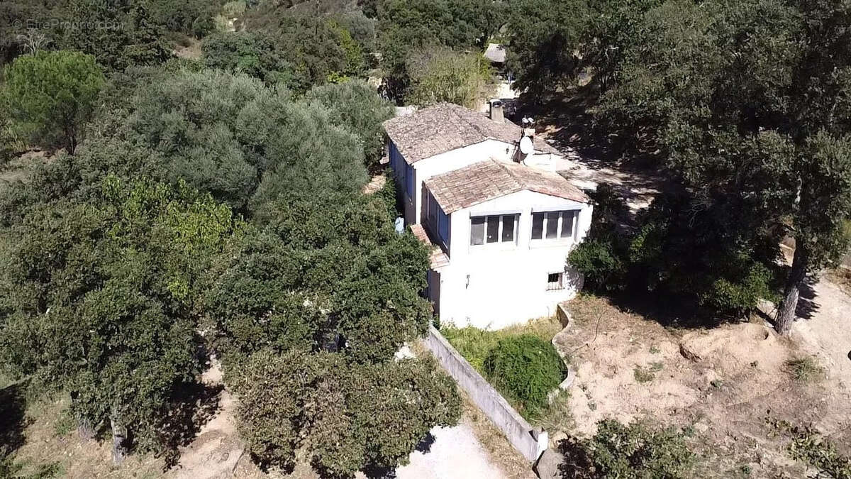 Maison à GRIMAUD