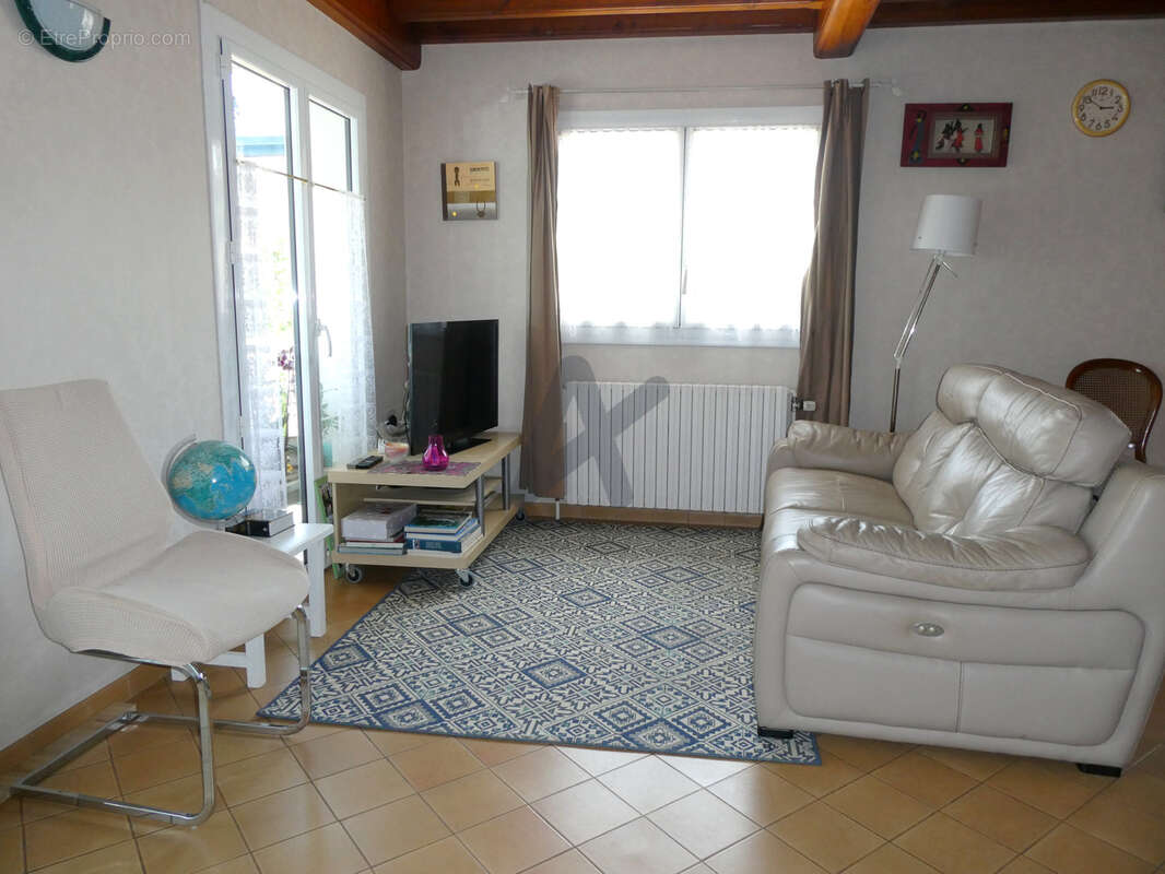 Maison à BRUSSIEU