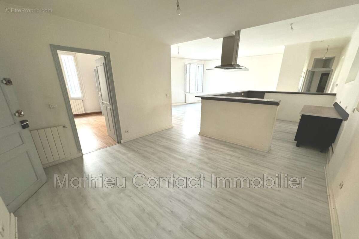Appartement 191 m² à Nimes  - photo 5