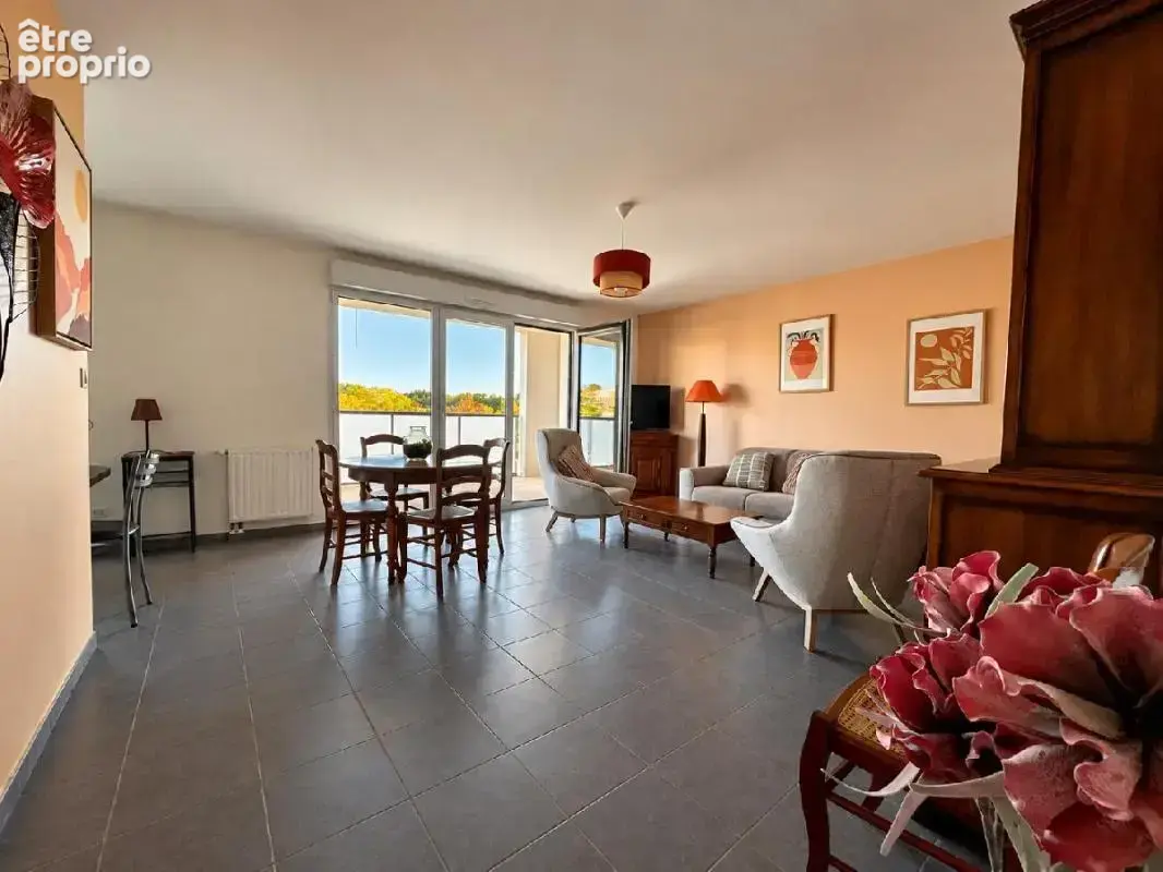 Vertou - Proche bourg - T3 de 79 m² - En parfait état - Grand balcon - 2 places de parking en sous-sol - photo 3