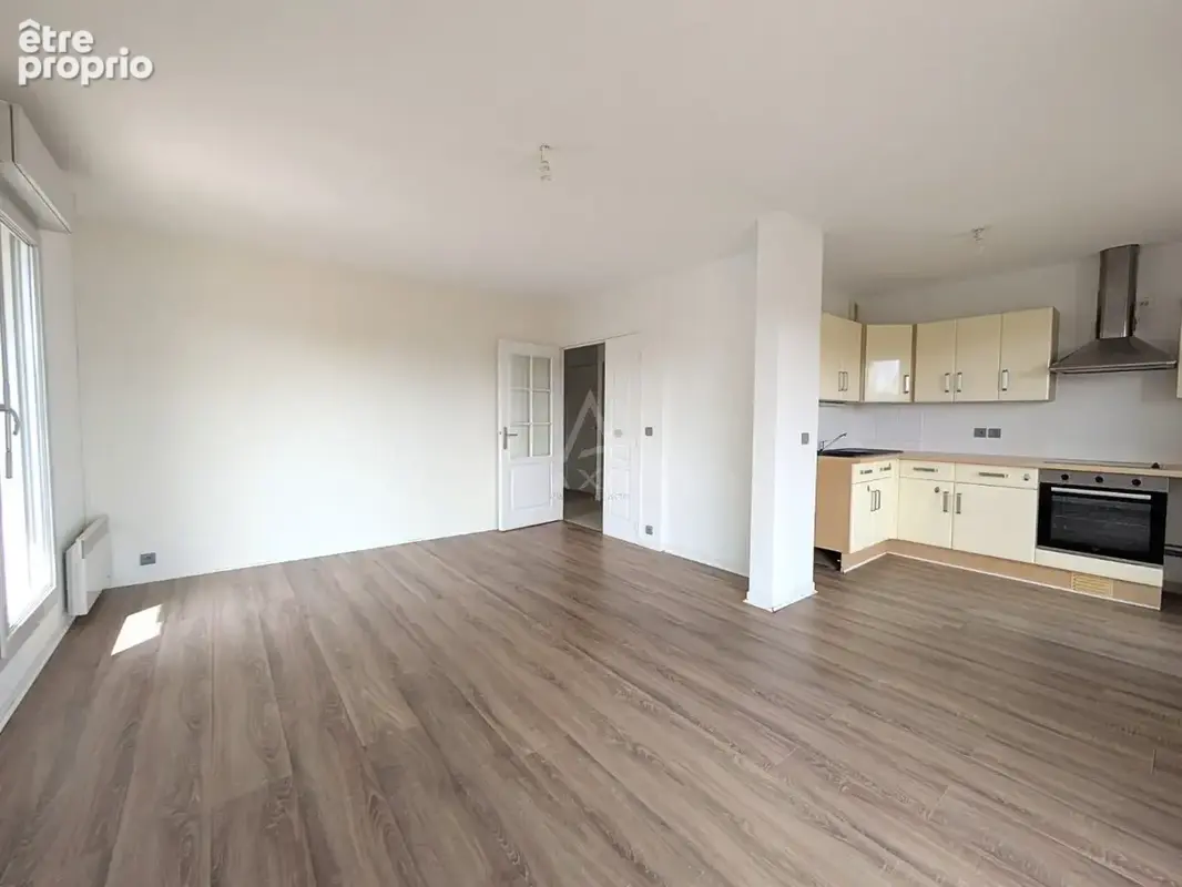 COUP DE COEUR ! T2 de 49 m² au calme avec terrasse d'angle de 23 m² - Vue Pyrénées - photo 5