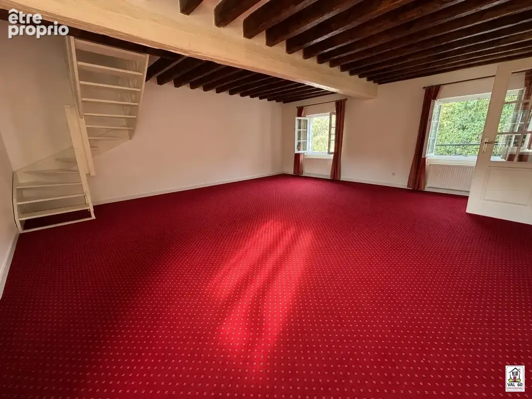Appartement 102 m² à Fitz-James  - photo 3