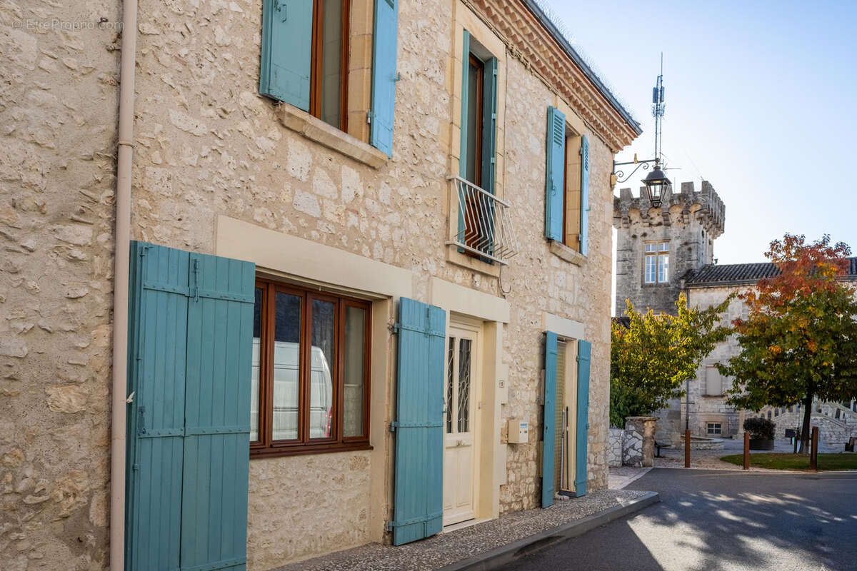Maison à ROQUECOR