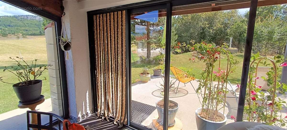 Maison à VASSIEUX-EN-VERCORS