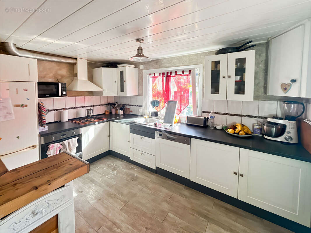 Maison à LES MUREAUX