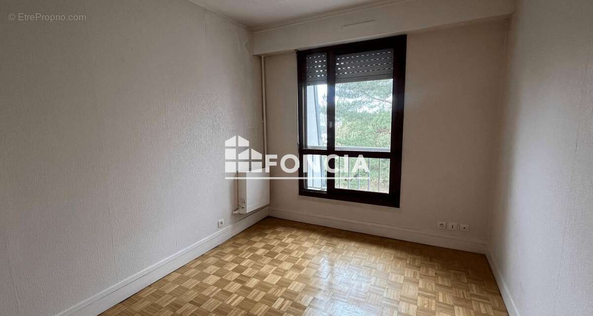 Appartement à VERSAILLES