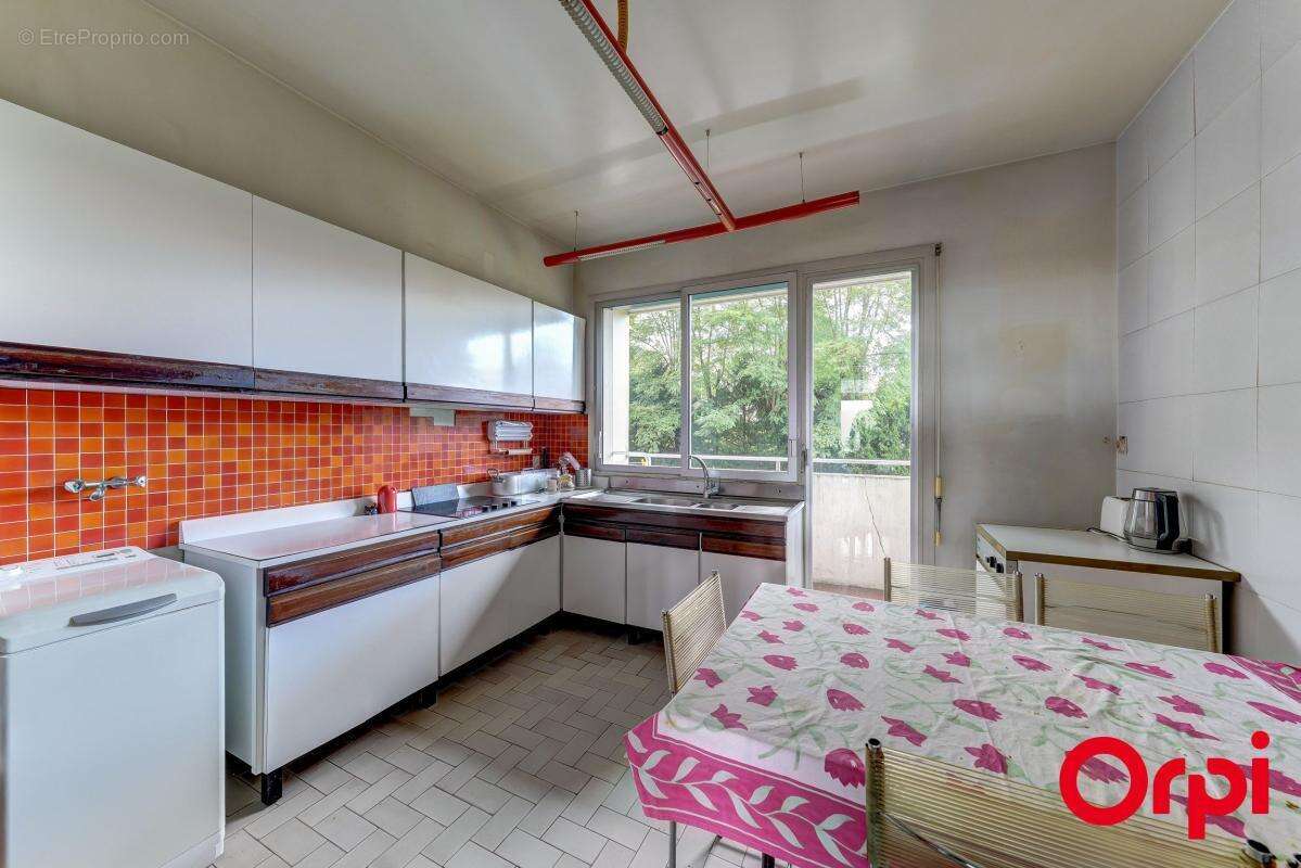 Appartement à CALUIRE-ET-CUIRE