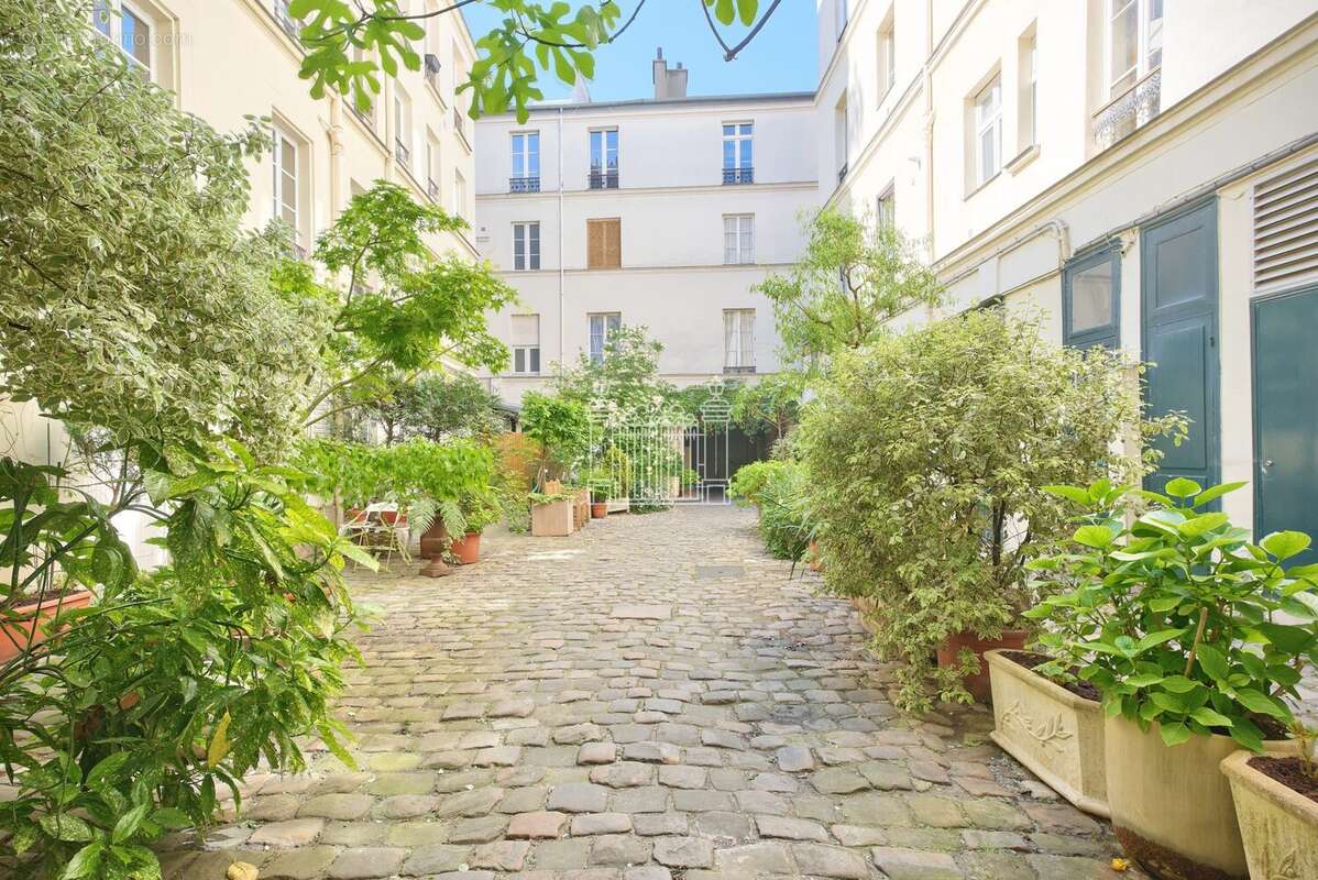 Appartement 42 m² à Paris-6e  - photo 9