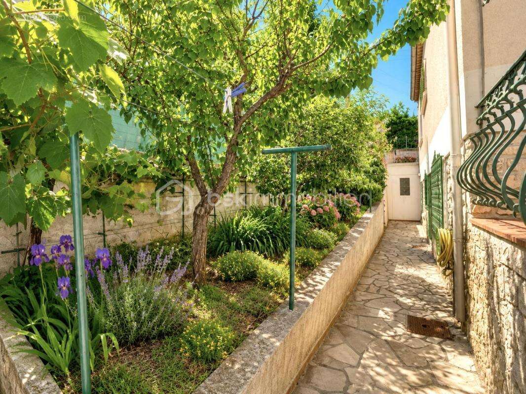 Maison 138 m² – vue mer & mont san peyre – secteur minelle – fort potentiel – garage 29 m² - photo 11