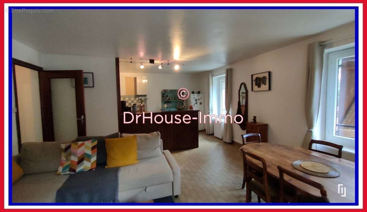 Appartement à RENCUREL