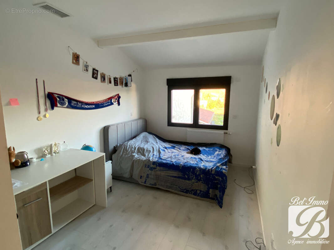 Maison à BOURG-SAINT-CHRISTOPHE