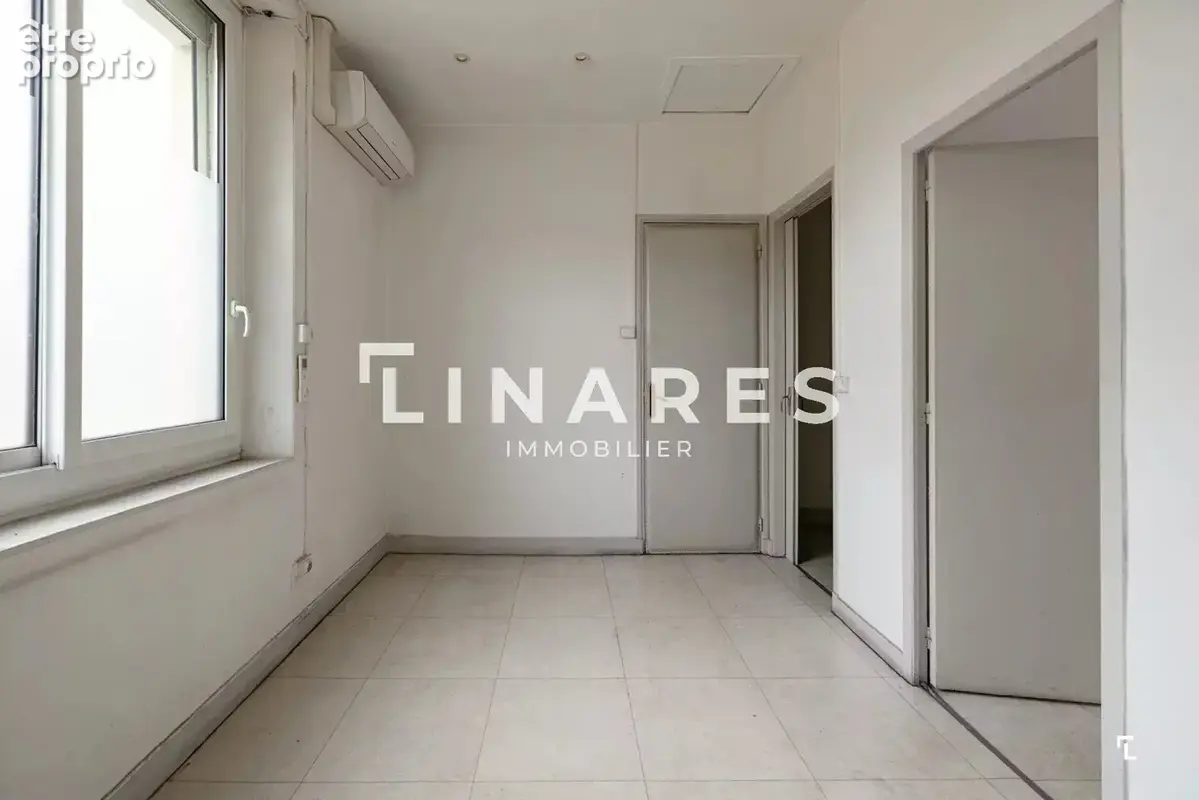 LE MARTHE - Immeuble de bureaux de 200m² - 13014 Saint-Barthelemy - photo 9