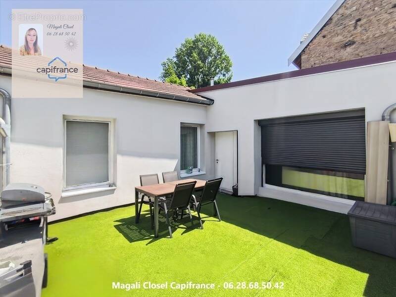 Maison à MONTMOROT