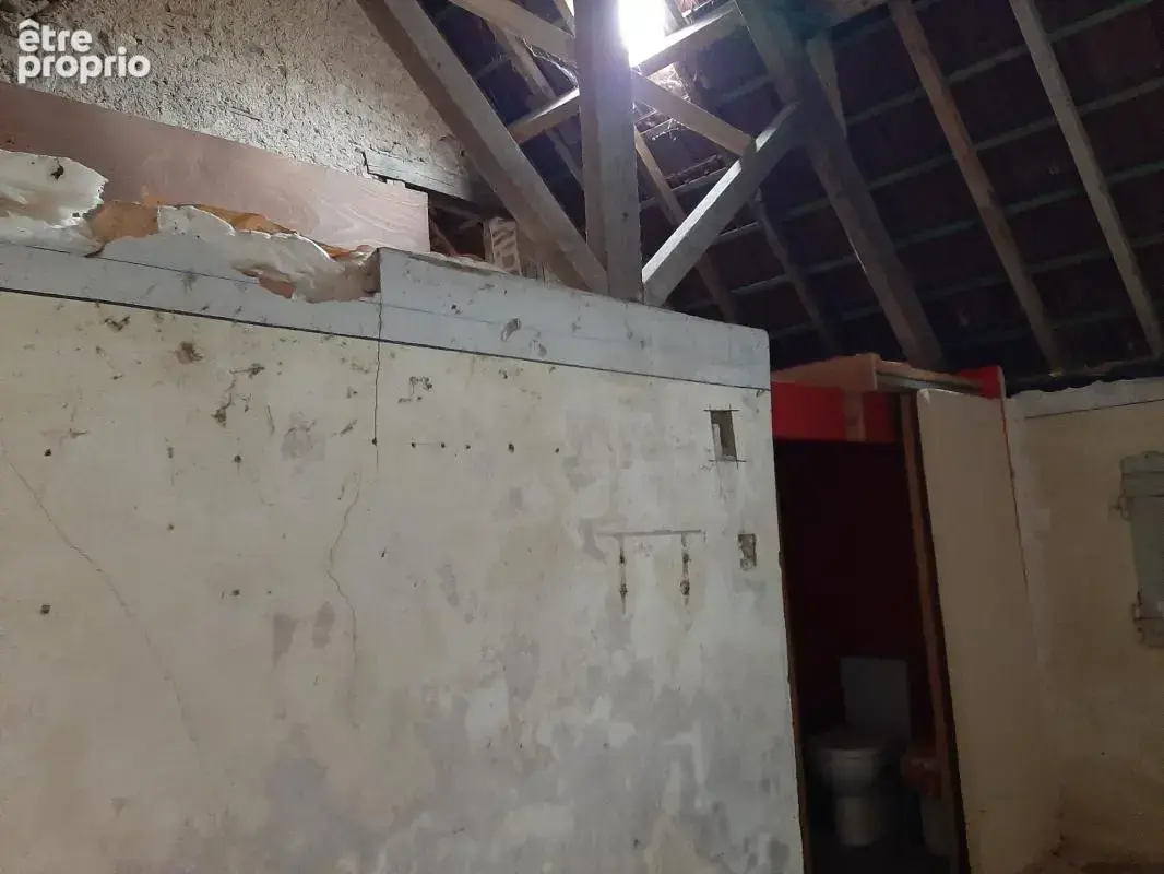 Charmante maison mitoyenne a rénover. gueugnon (71) - photo 5
