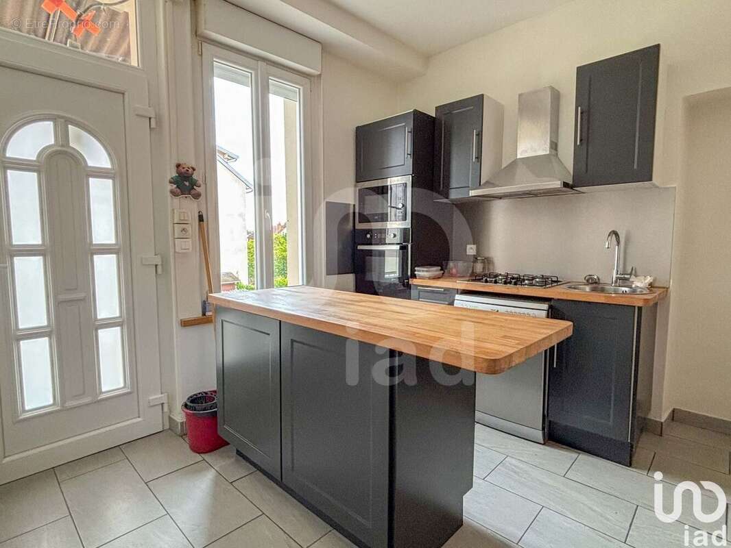 Photo 6 - Commerce à MONTLUCON