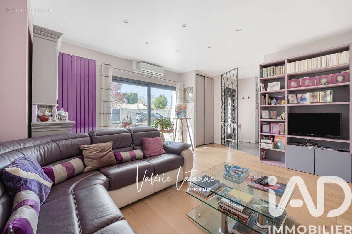 Photo 2 - Maison à SAINT-MAUR-DES-FOSSES