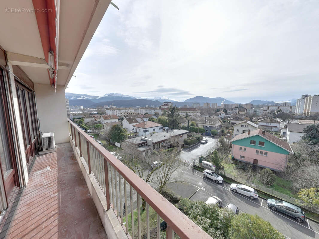 Appartement à ECHIROLLES