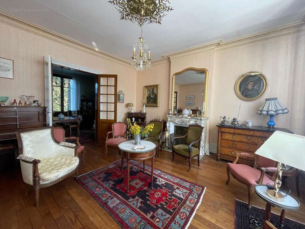 Maison 5 pièces 160 m² à vendre à Bourges (18000) - photo 58
