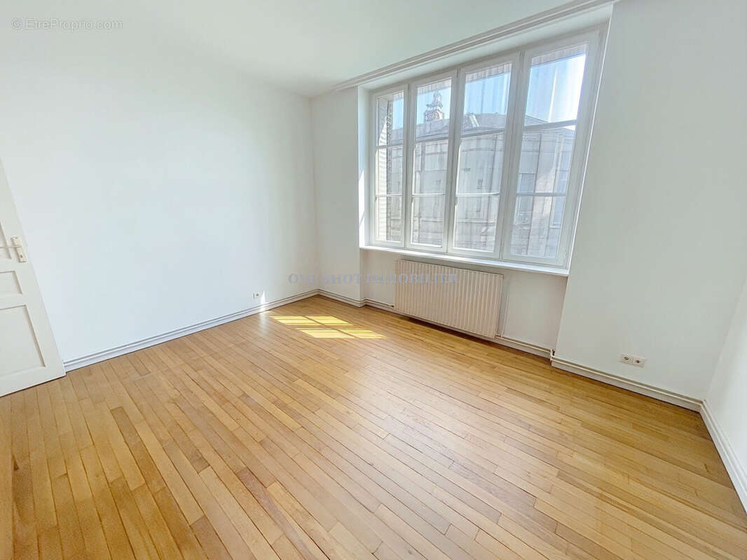 Appartement 57 m² à Orleans  - photo 9