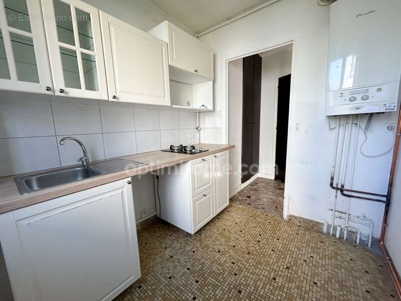 Appartement à SAINT-MAUR-DES-FOSSES