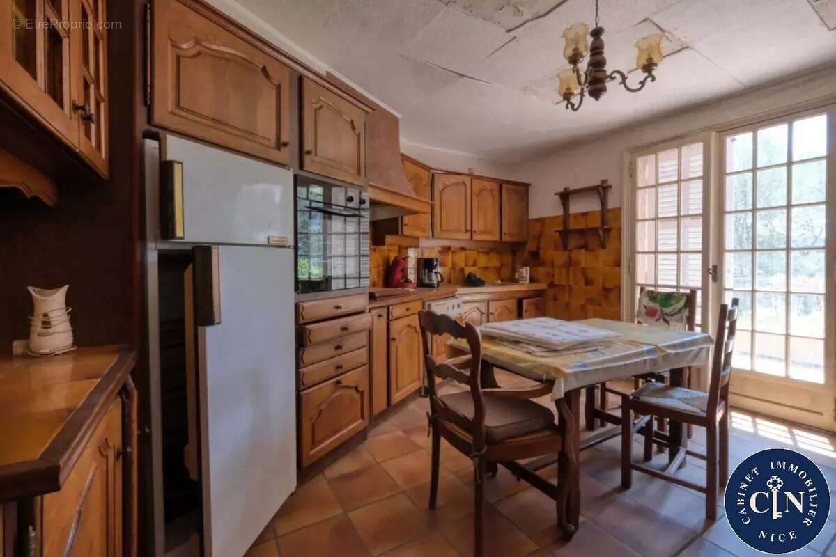 Maison 246 m² à Drap  - photo 6