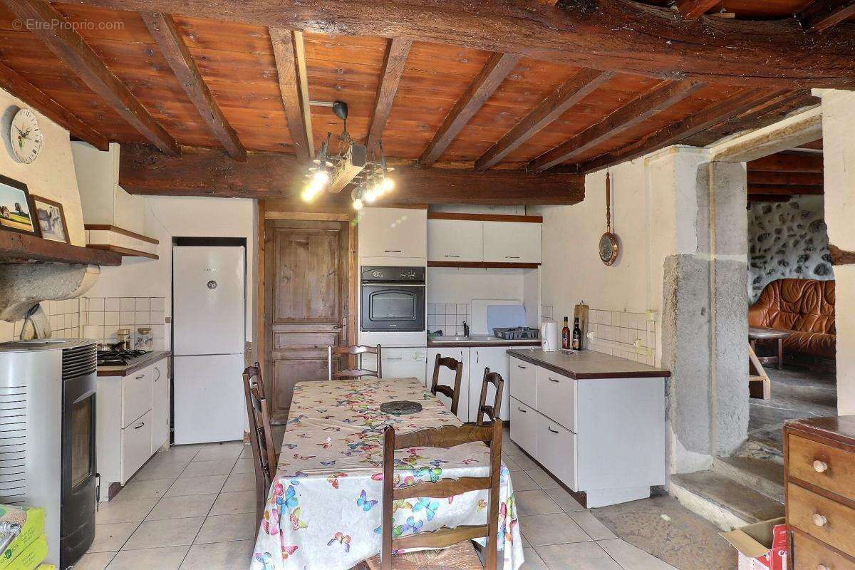 Maison à CREYS-MEPIEU