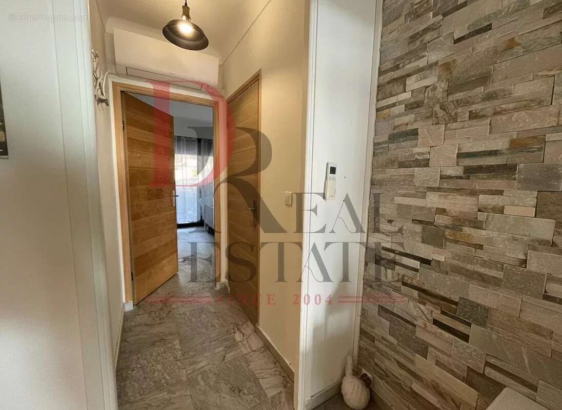 Appartement à ROQUEBRUNE-CAP-MARTIN
