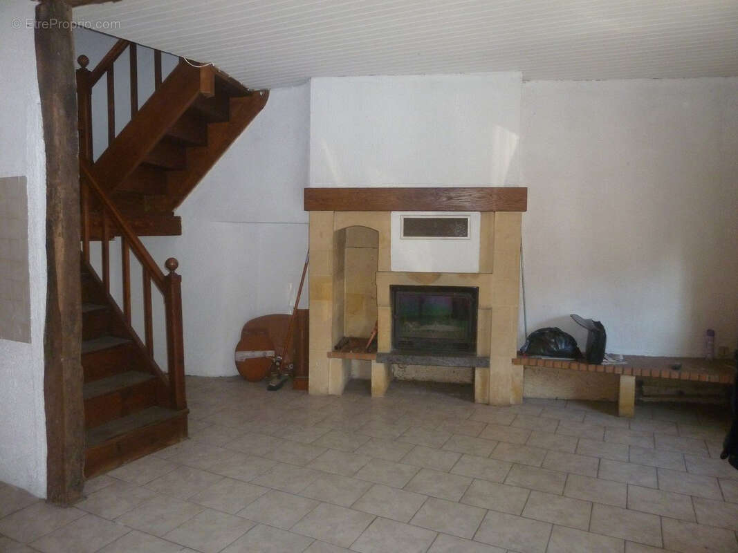 Maison à PUY-L'EVEQUE