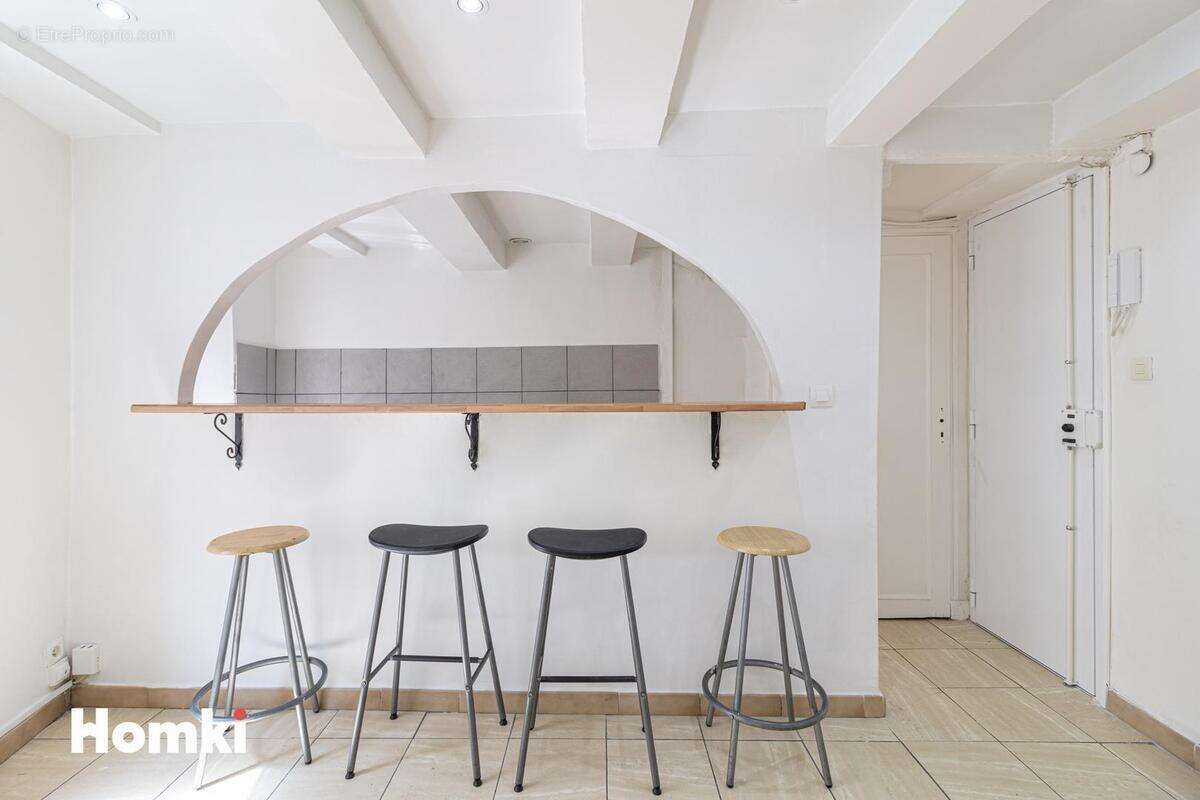 Appartement à MARSEILLE-6E