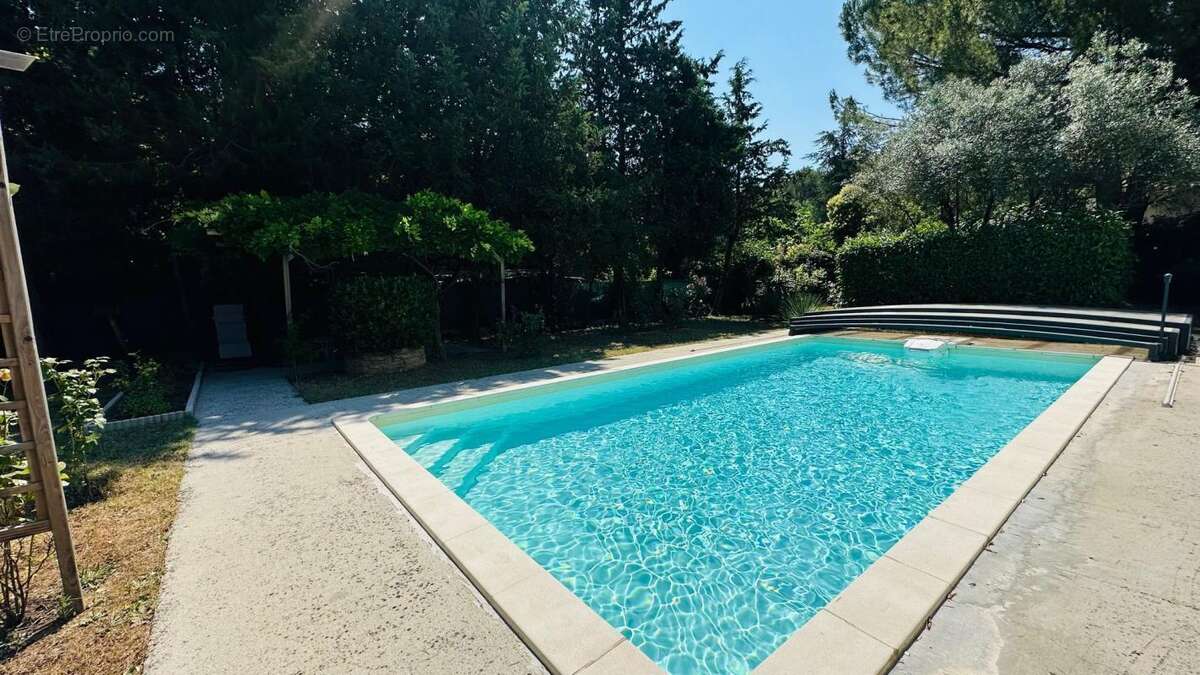 Maison à VAISON-LA-ROMAINE