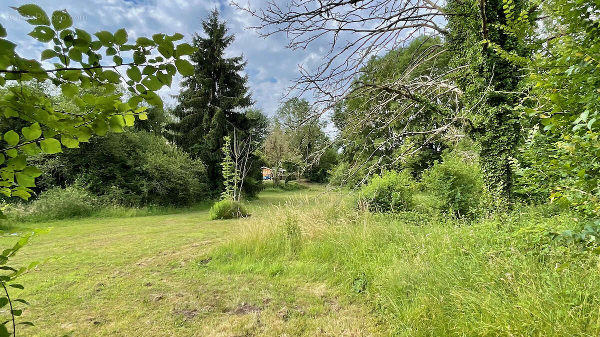 Maison de village avec bord de rivière - photo 27