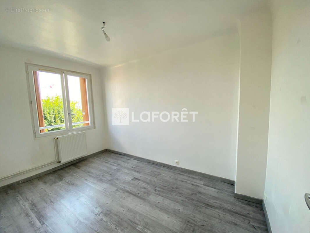 Appartement à RUEIL-MALMAISON