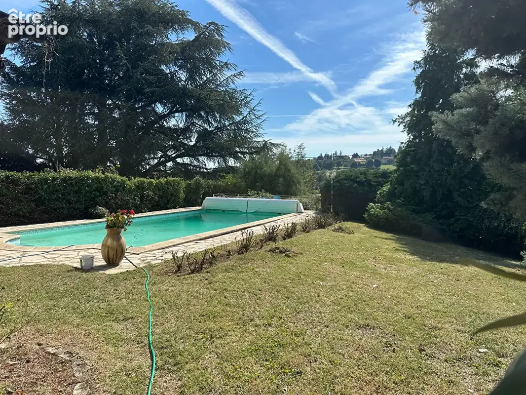 Co - Exclusivité. Maison de charme de 200 m² dans un très bel envirronnement. - photo 3