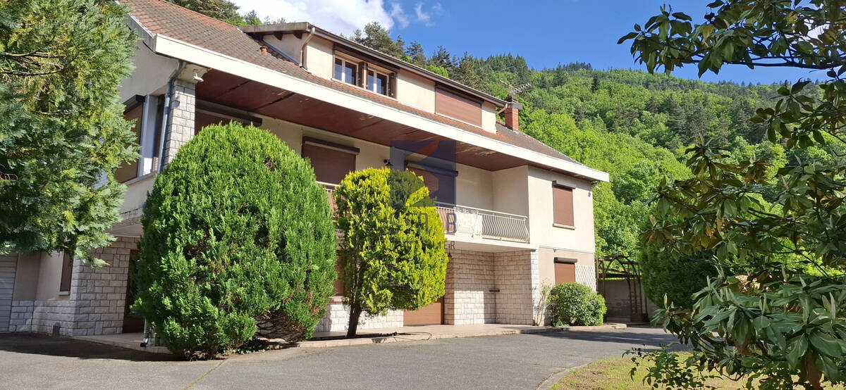 Maison à LE CHEYLARD