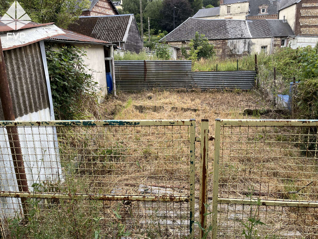 Maison de ville pleine de potentiel à Bolbec Quartier de la Piscine - photo 9