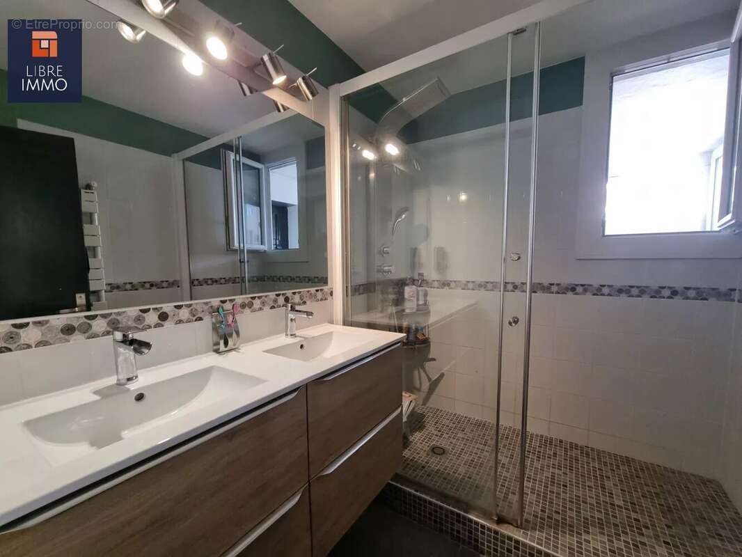 Appartement à BILLERE