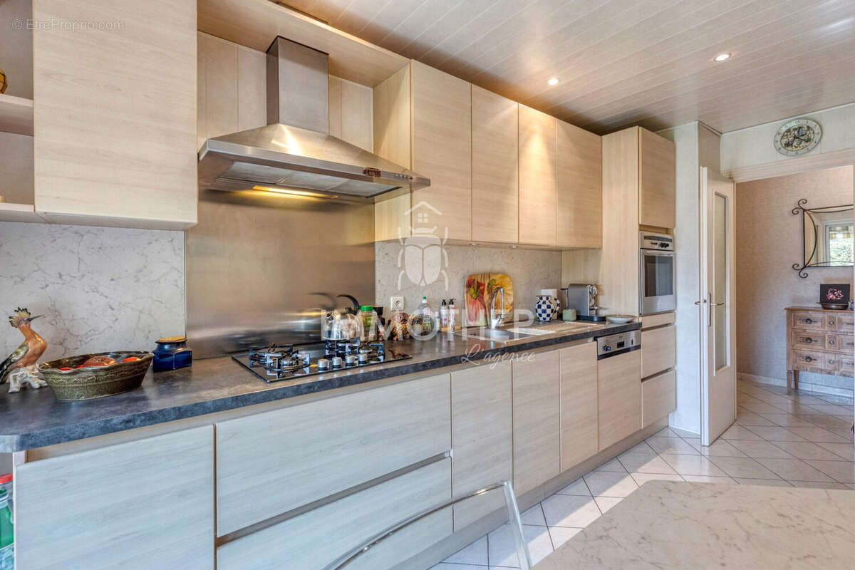 Appartement à SAINT-EGREVE