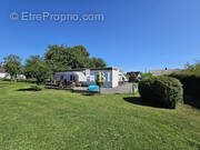 Maison à SAINTE-COLOMBE-LA-COMMANDERIE