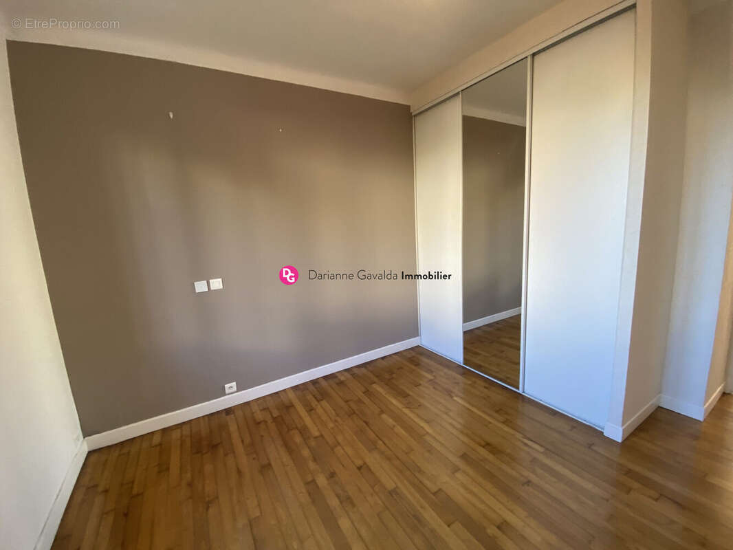 Appartement 79 m² à Rodez  - photo 5