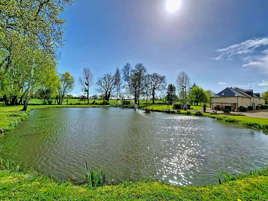 Maison à LA JAILLE-YVON