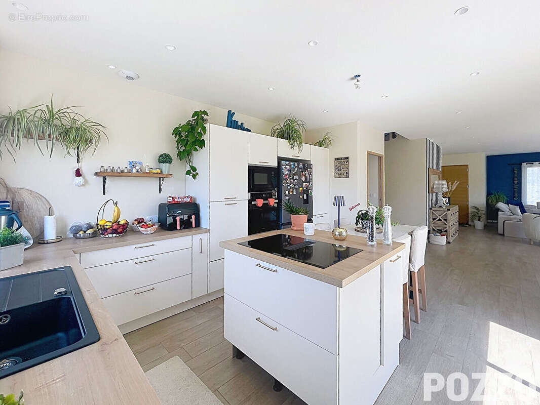 A VENDRE Maison Contemporaine  de 161 m2 - photo 6