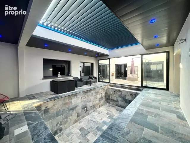 Maison à NISSAN-LEZ-ENSERUNE