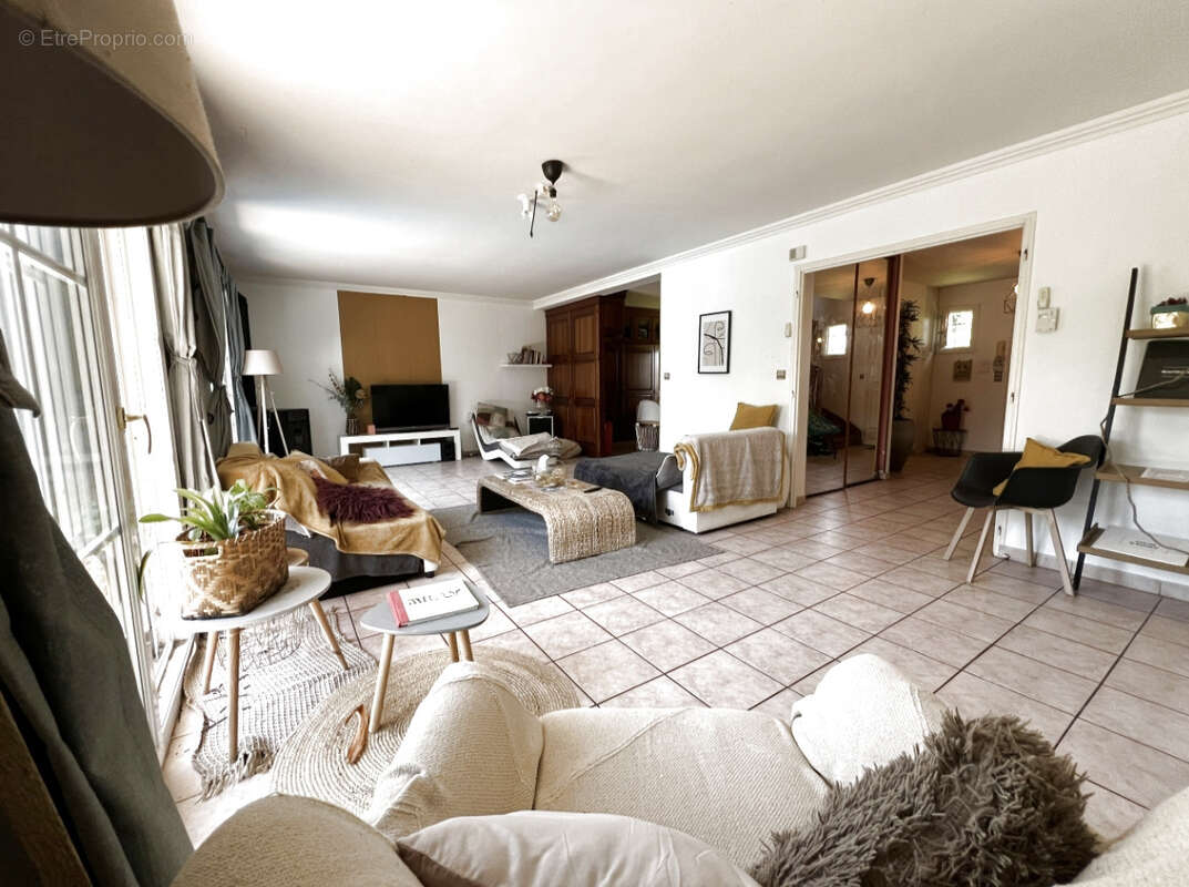 Maison à BOUTERVILLIERS