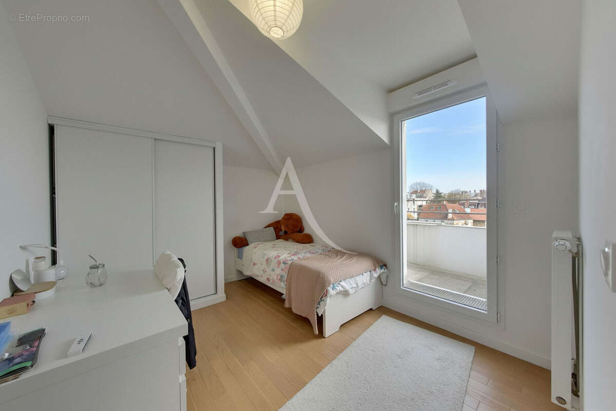 Appartement à NOGENT-SUR-MARNE