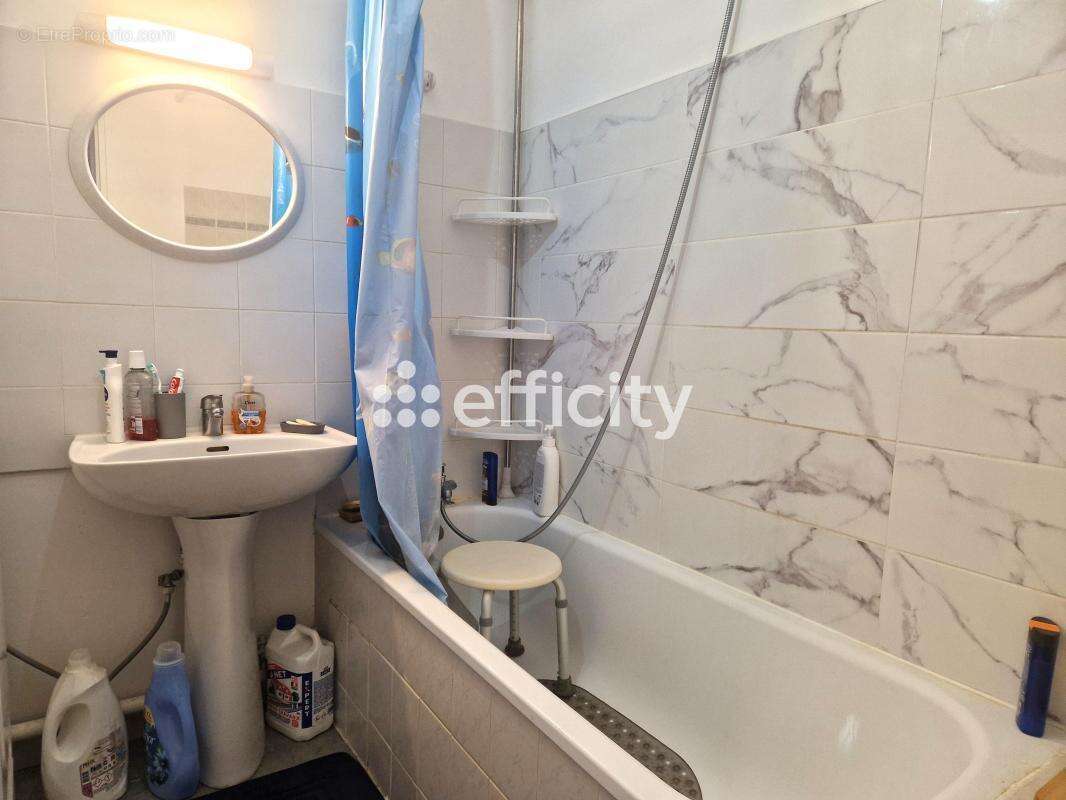 Appartement à SAINTES