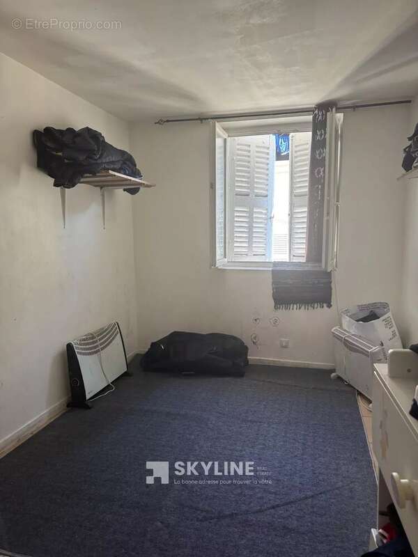 Appartement à MARSEILLE-1E