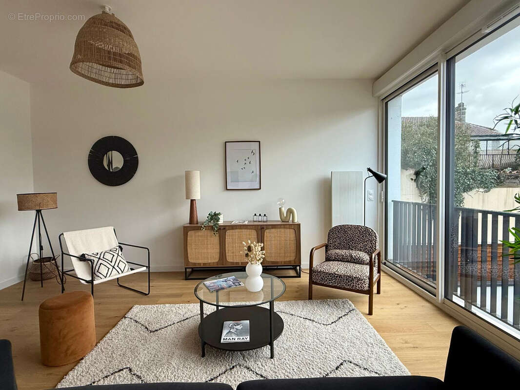 Appartement à BORDEAUX