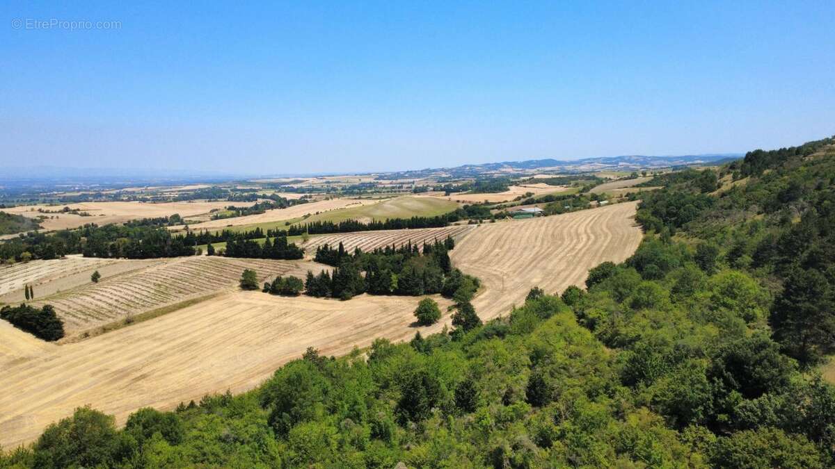 Mas/ferme rénové avec 6 chambres et 23 hectares de terrain - photo 38